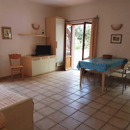 Casa Anna - Capo Perla カポリーヴェリ